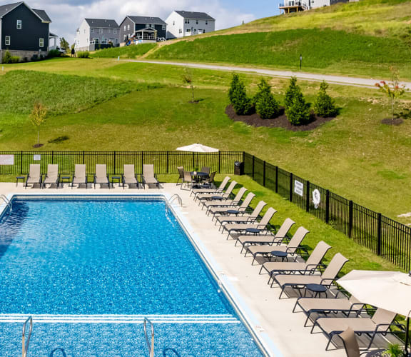 Apartments in South Park, PA The Flats at Summit Station